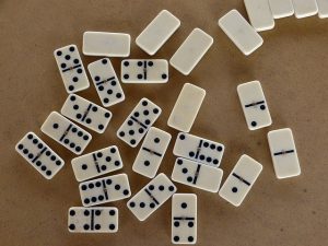 dominoes